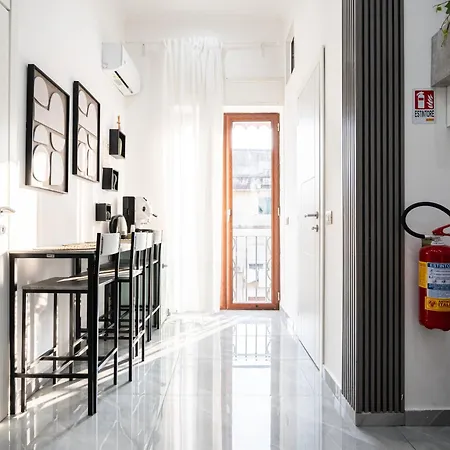 Giordano Suite Center-2